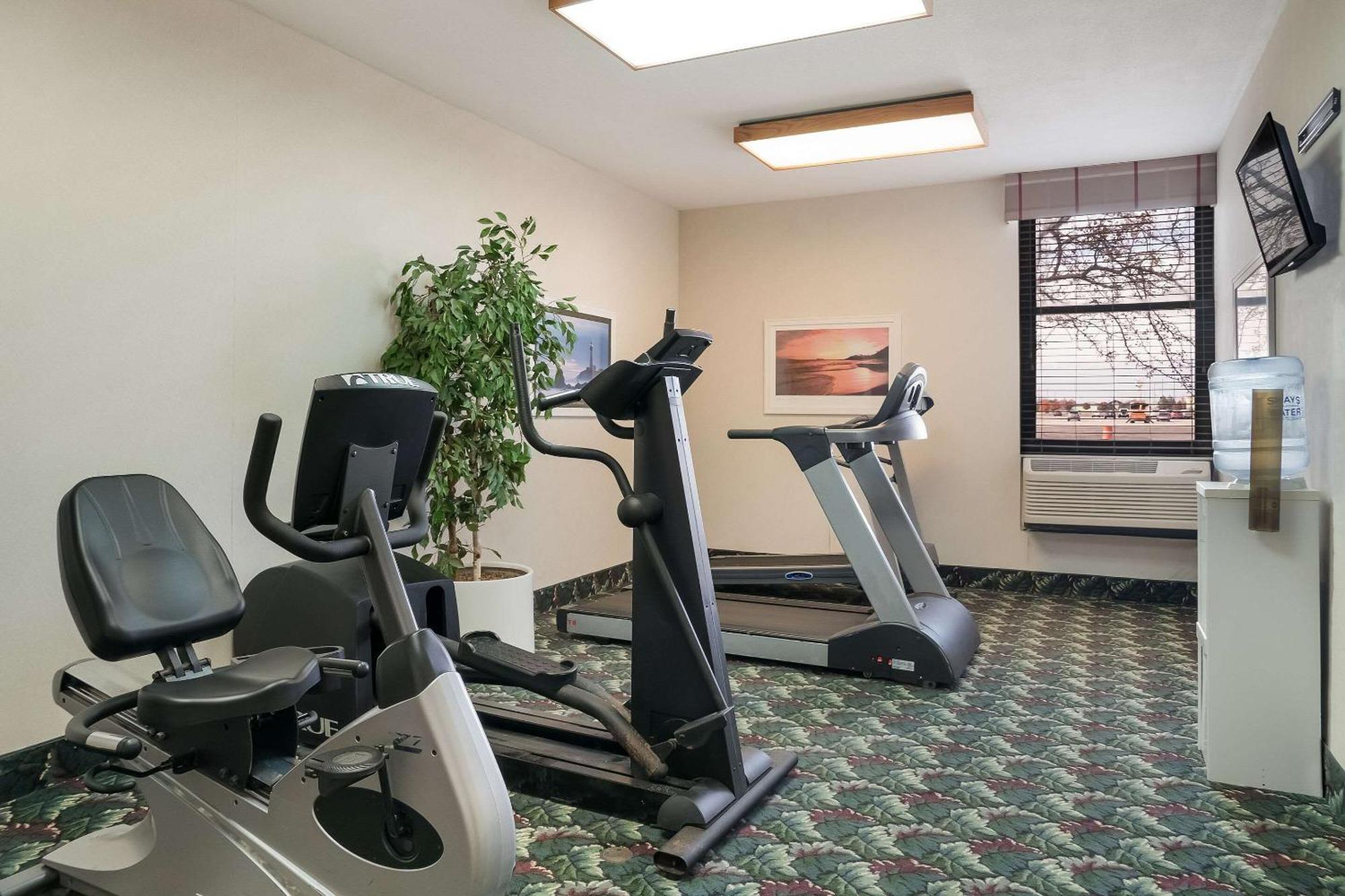 Quality Inn & Suites Saginaw Dış mekan fotoğraf