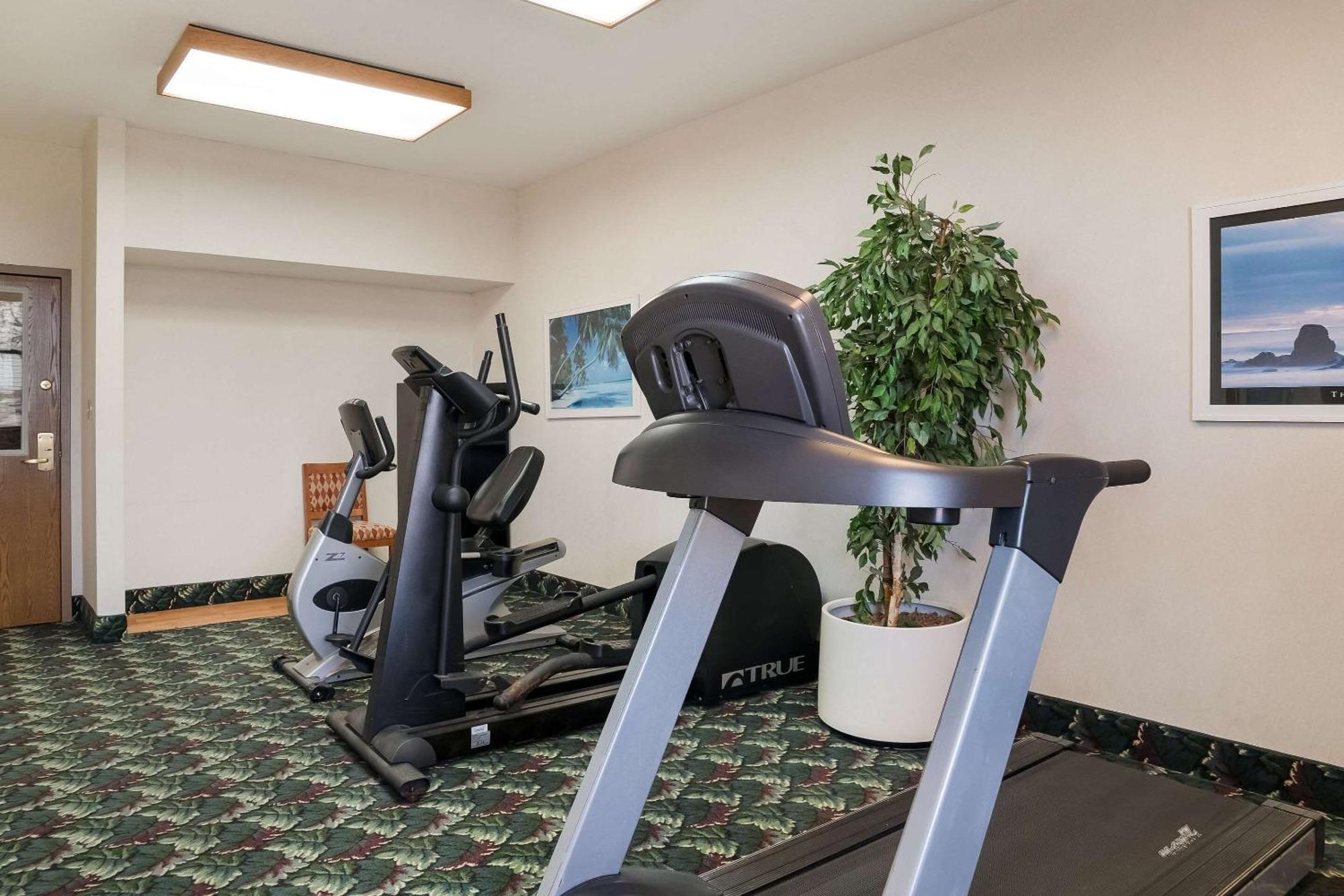 Quality Inn & Suites Saginaw Dış mekan fotoğraf