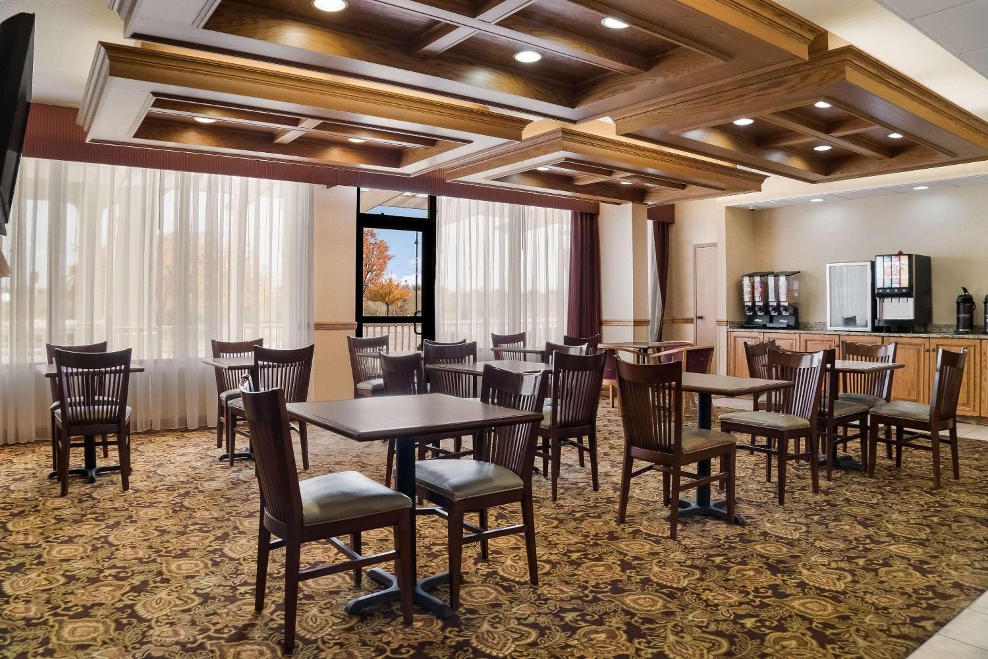 Quality Inn & Suites Saginaw Dış mekan fotoğraf