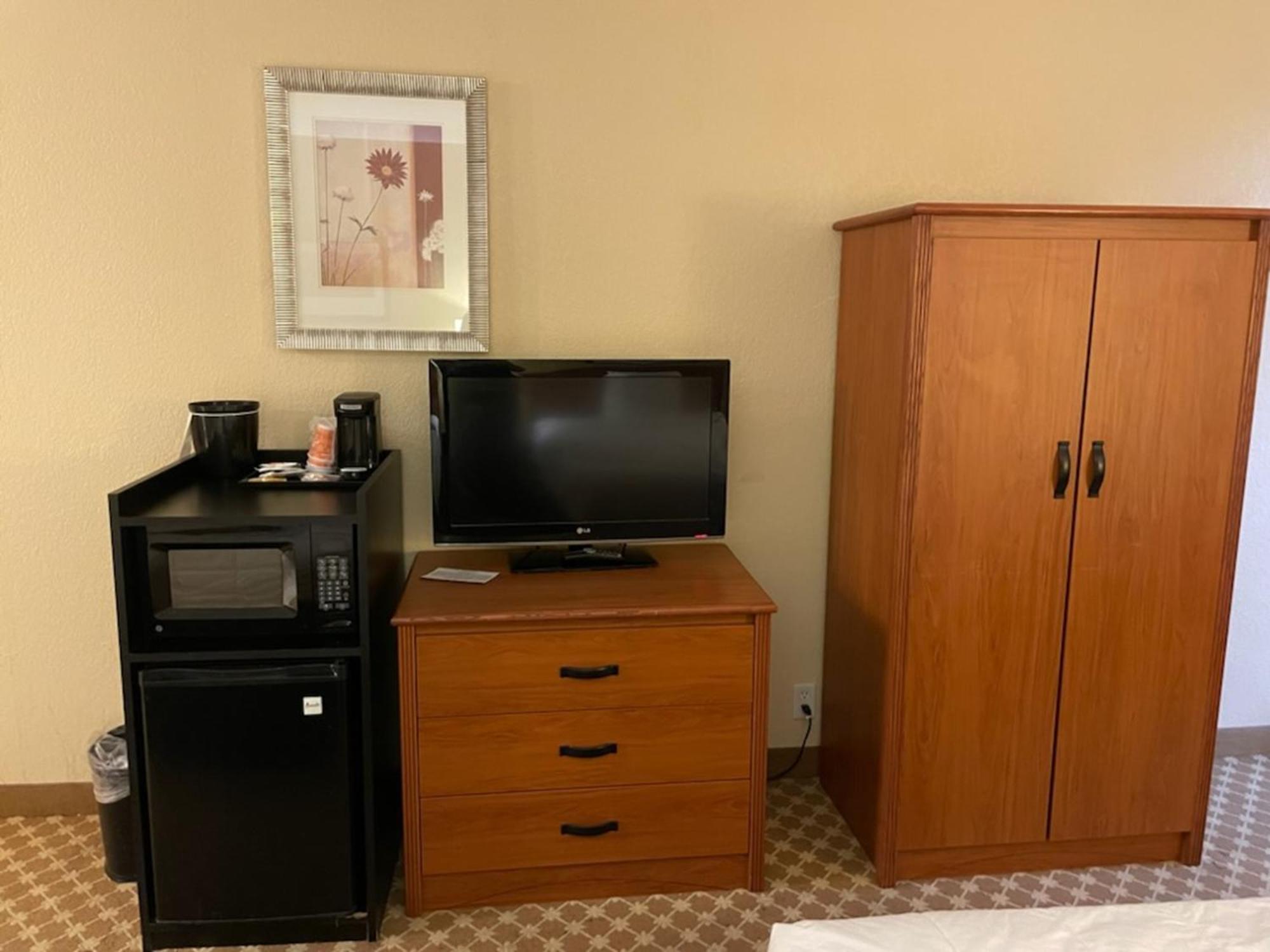 Quality Inn & Suites Saginaw Dış mekan fotoğraf