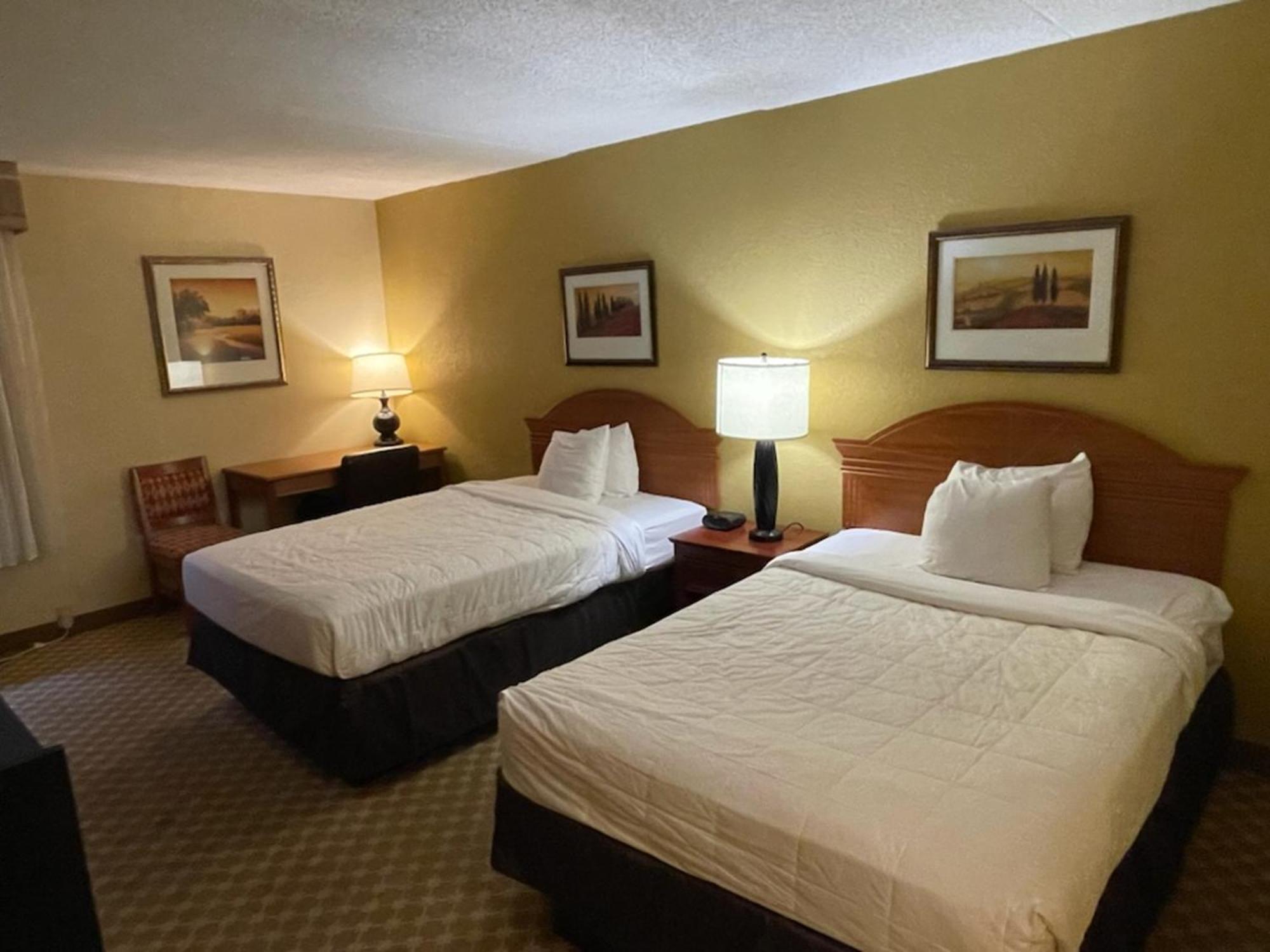 Quality Inn & Suites Saginaw Dış mekan fotoğraf