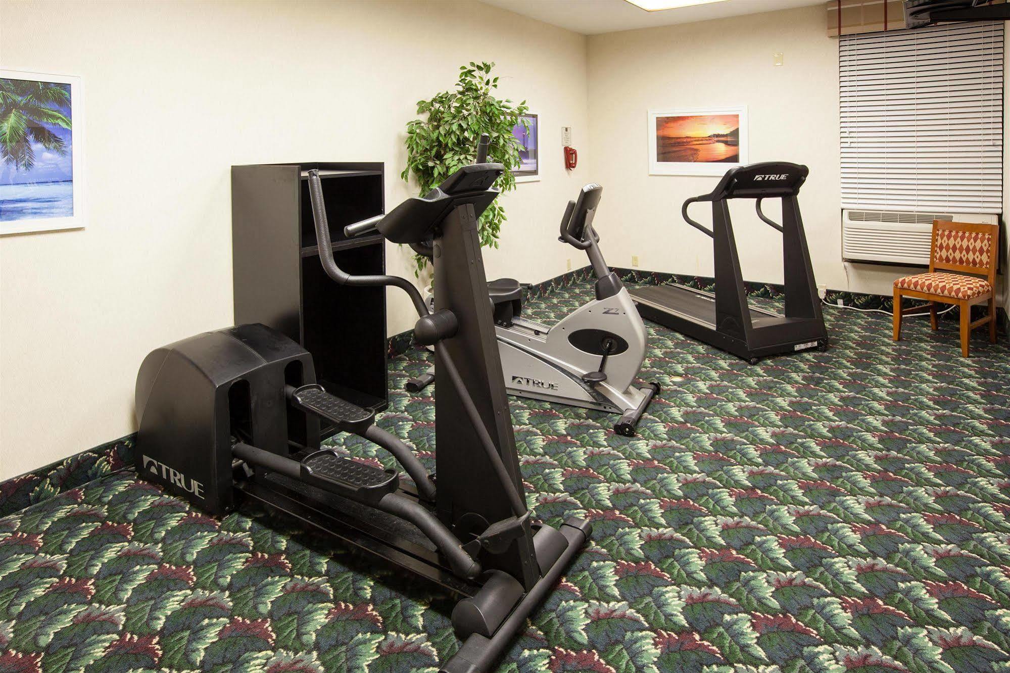 Quality Inn & Suites Saginaw Konforlar fotoğraf
