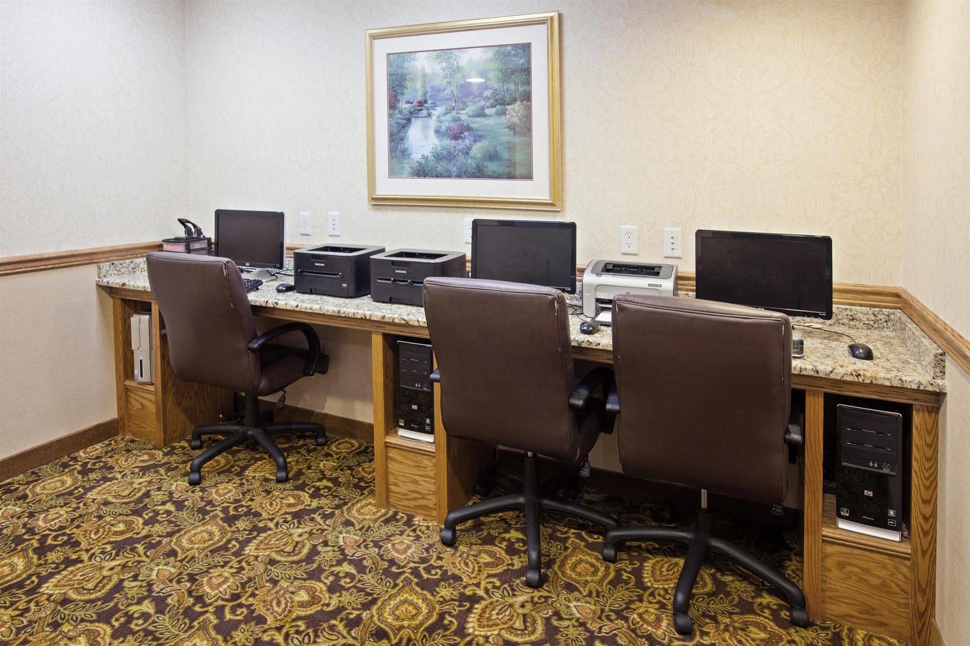 Quality Inn & Suites Saginaw İş olanakları fotoğraf